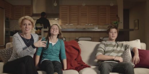 B-Roll: Xbox 360 Teams Up With Entertainment Leaders to Transform TV