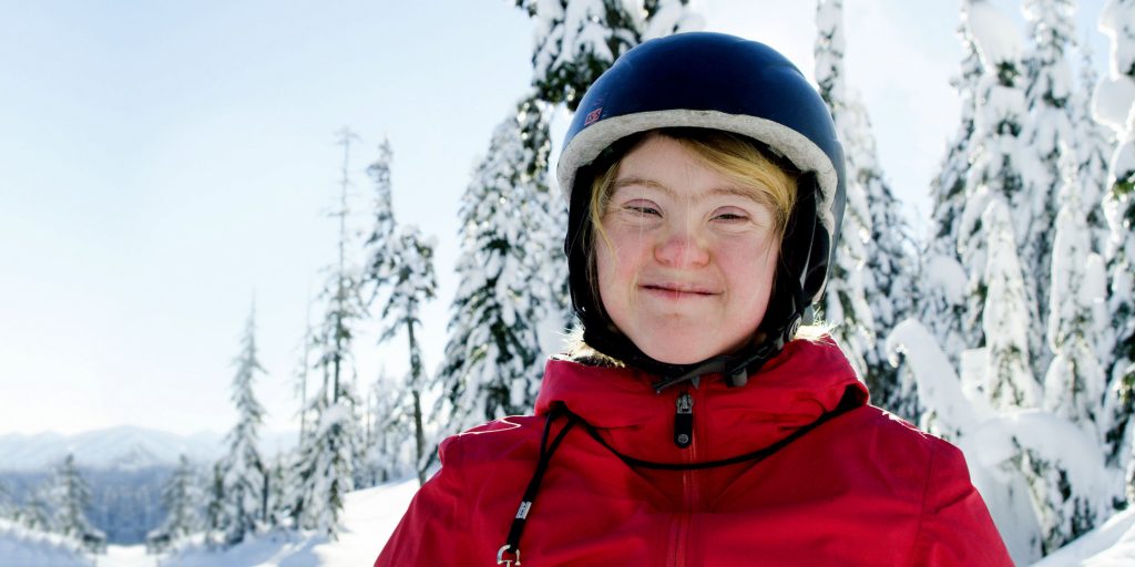 Virginia Wade skis
