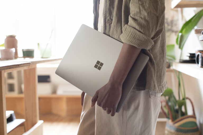 Designed to fit your personal style, Surface Laptop is meticulously crafted to balance performance and portability with premium design and materials