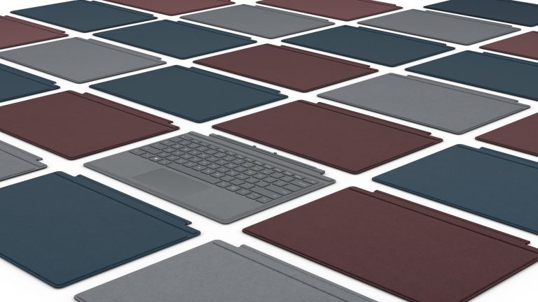 Surface Pro Signature Type Cover