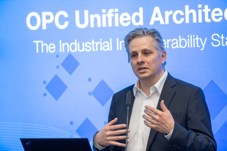 Erich Barnstedt speaking at the OPC Foundation press conference