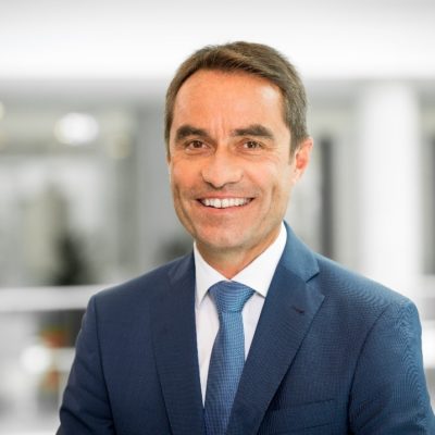 Headshot of Thorsten Herrmann