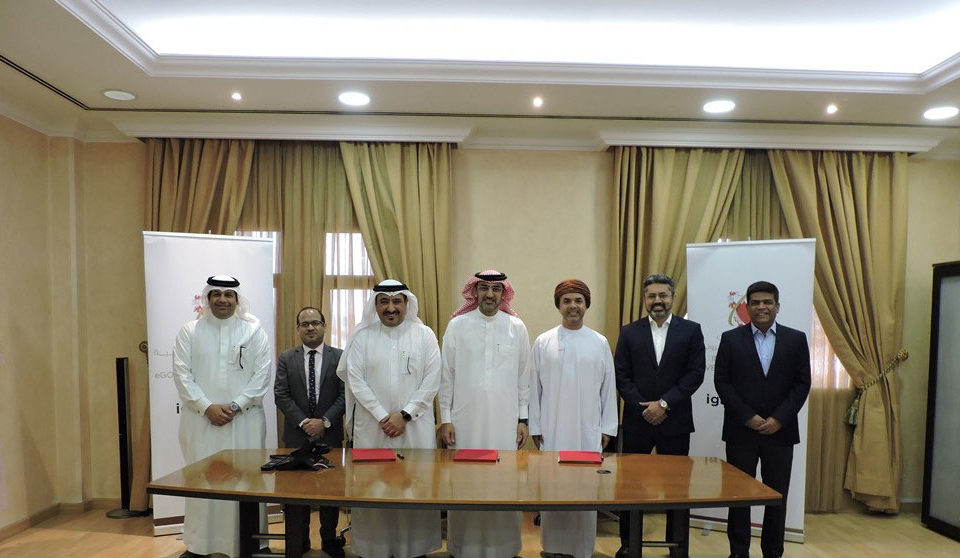 Official photo of iGA, Thinksmart and Microsoft representatives after the signing of MoU