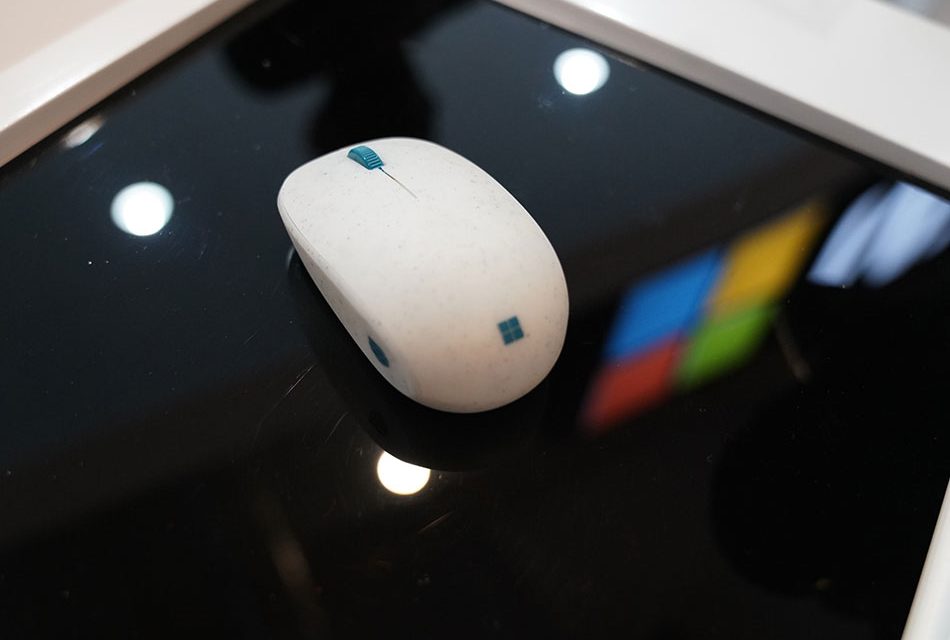 Microsoft Ocean Plastic mouse