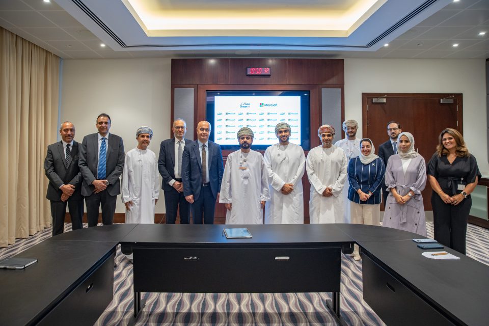 A group of Omantel and Microsoft representatives