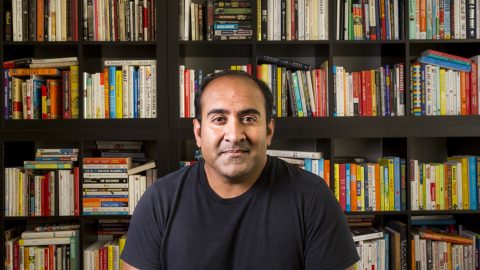 Portrait of Rohit Bhargava in front of book shelf