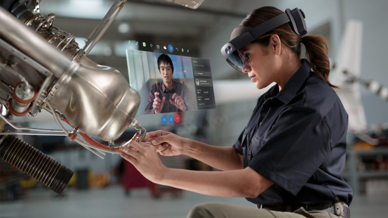 Microsoft Hololens 2 Remote Assist