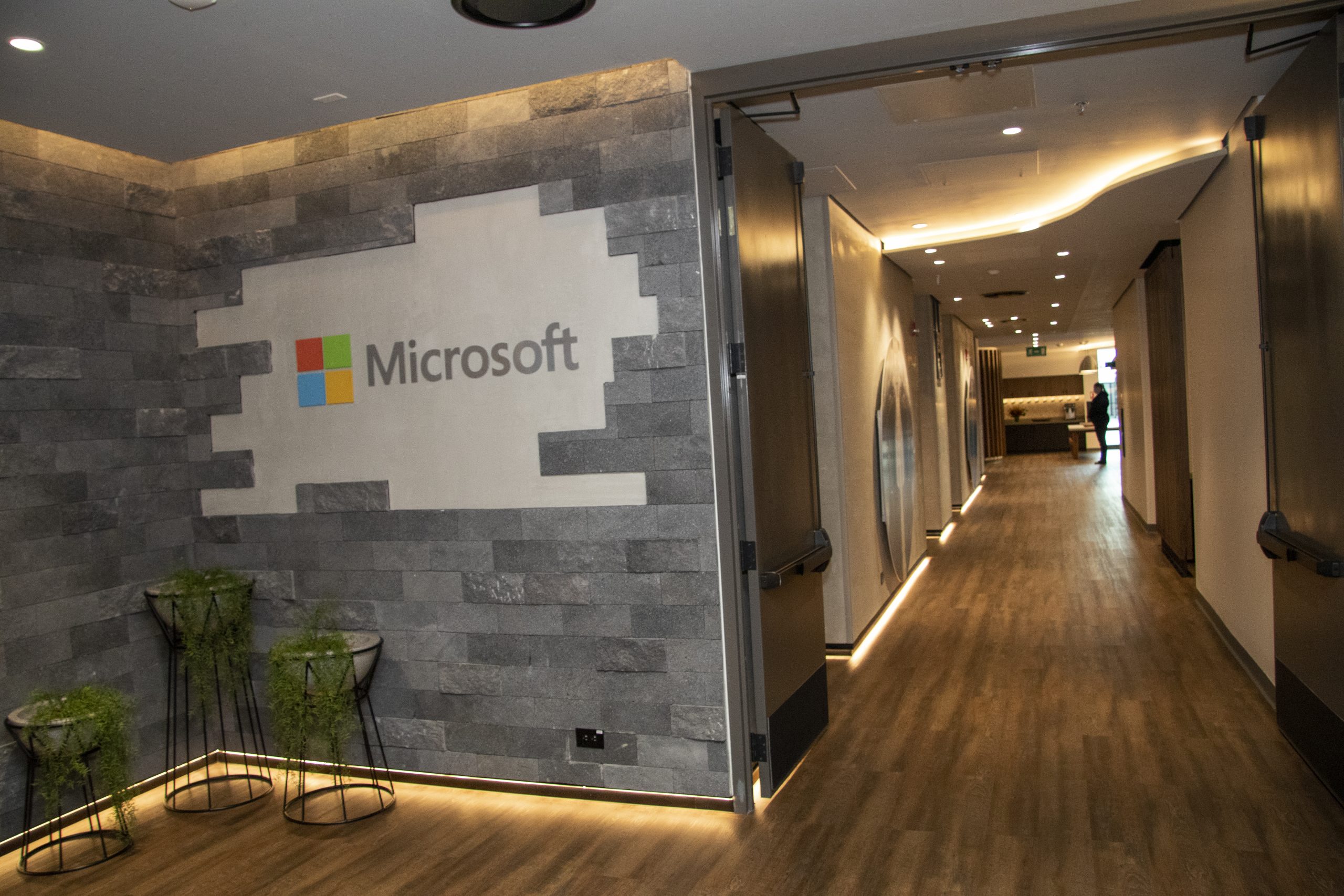 Microsoft Costa Rica desarrolla soluciones empresariales enfocadas en inteligencia artificial corporativa