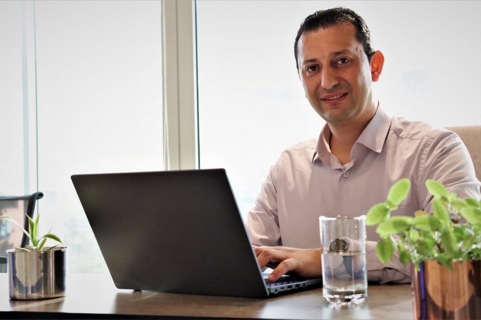 Desarrollador colombiano aprovecha la IA de Microsoft