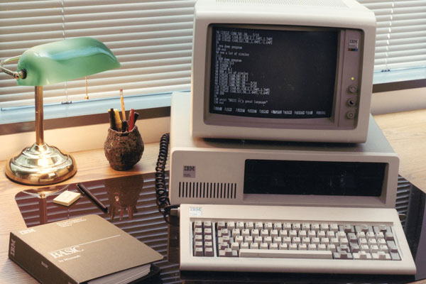 MS-DOS llega a las PC IBM