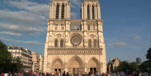 Fachada da Catedral de Norte-Dame.