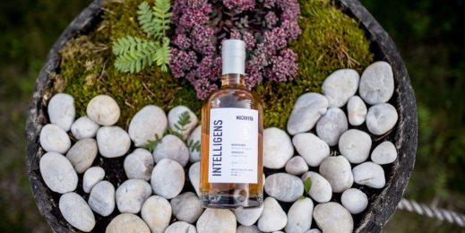 Garrafa de uísque da Mackmyra.