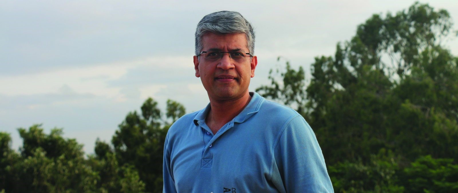 O Dr. Simmhan faz parte de uma equipe interdisciplinar que aplica sua experiência com a Internet das Coisas ao desafio do gerenciamento da água em megacidades