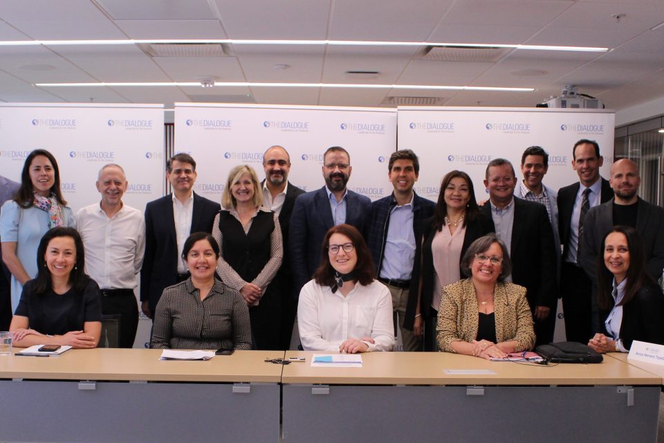 Grupo-de-trabajo-de-Dialogo-Interamericano-Microsoft-y-algunas-universidades-latinoamericanas-para-la-implementacion-de-la-IA