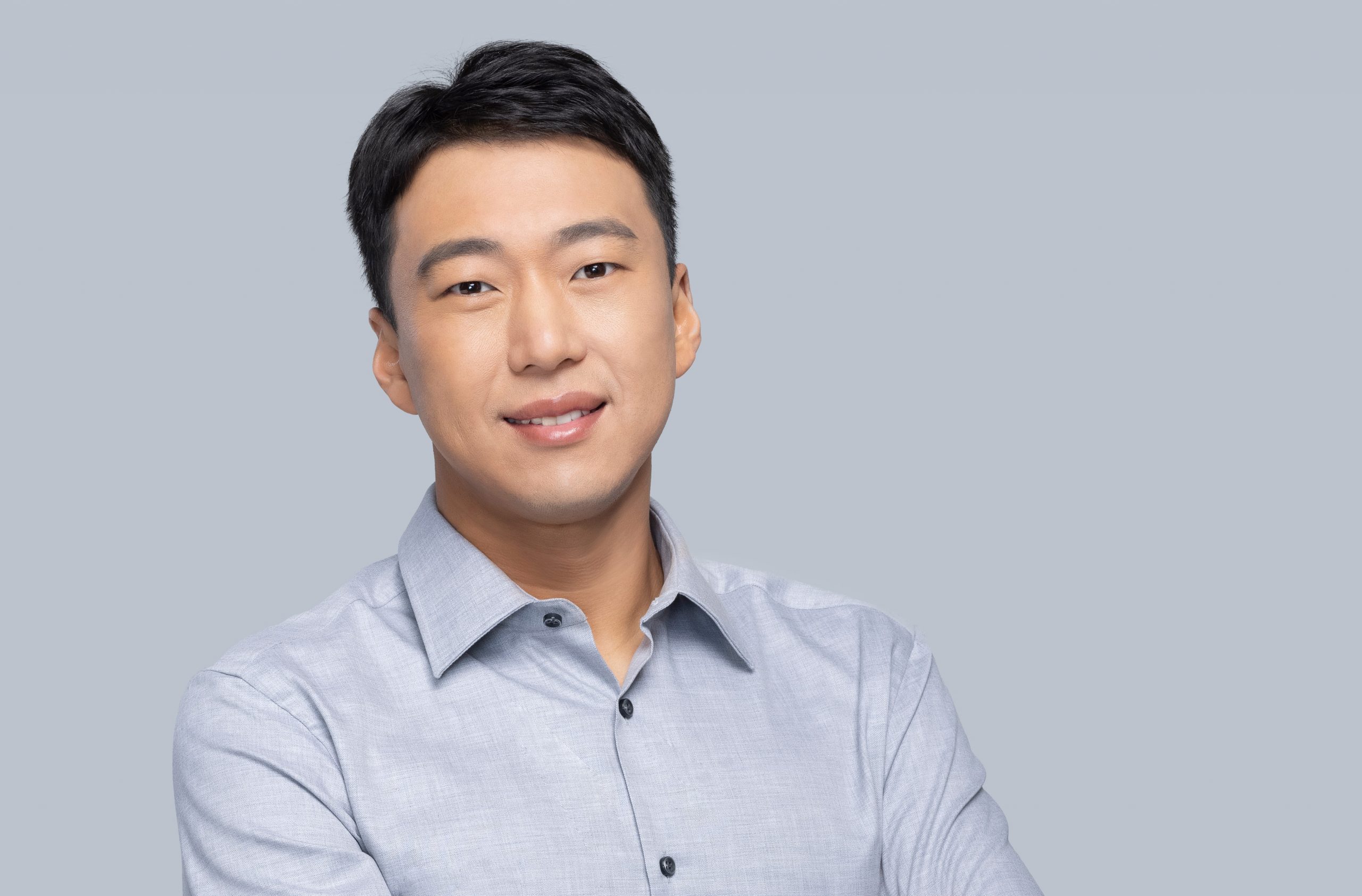 Dr. Hou Yang