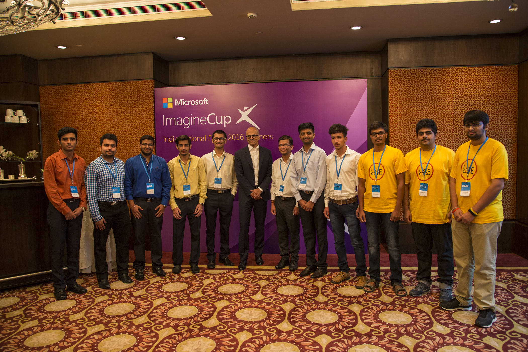 Satya with Imagine Cup India Winners