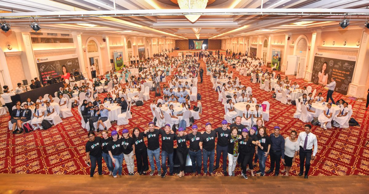 Group EM5_6841 (2)