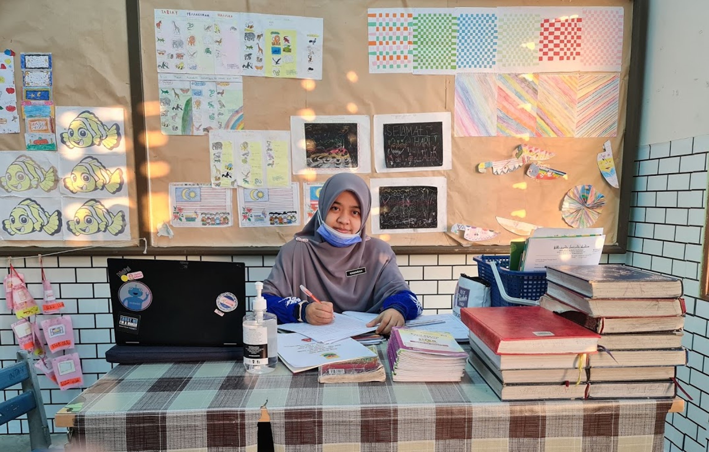 Cikgu Kamariah, SK Gong Balai