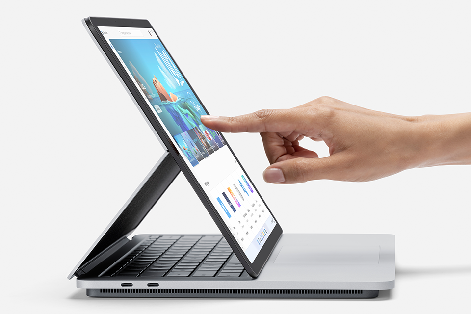 11th　Microsoft Surface Laptop Studio　(3) Introducing Surface Laptop Studio – the most powerful and flexible
