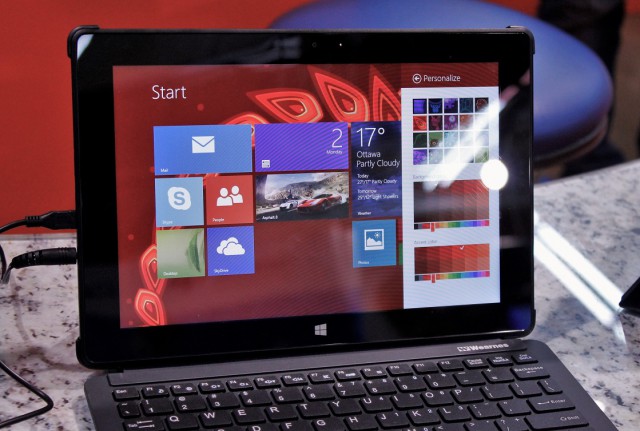 Wearnes LitePad LP-1022, Tablet Windows 8.1 berkemampuan notebook-PC dari mitra OEM lokal Microsoft