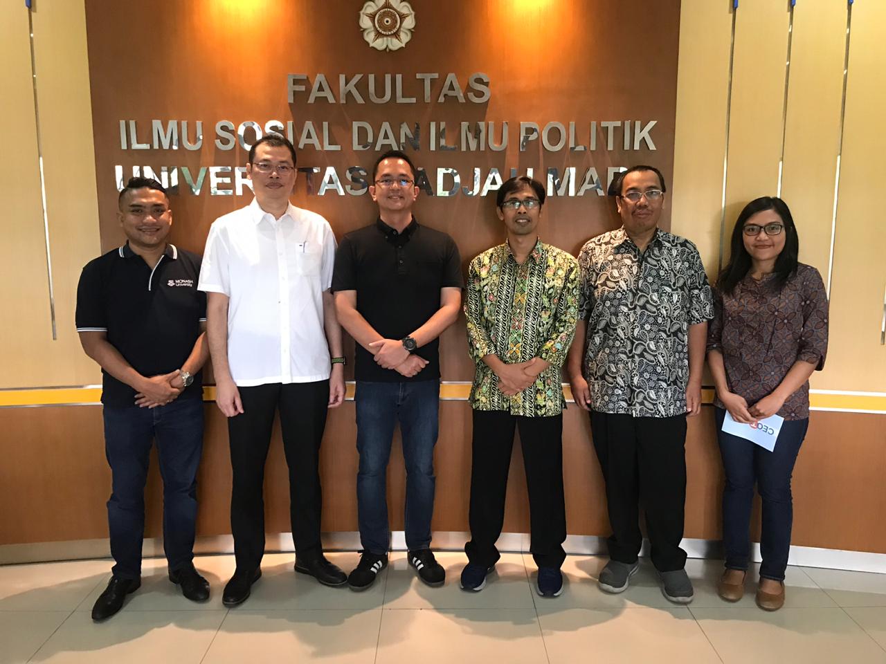 Haris Izmee, President Director of Microsoft Indonesia with CfDS UGM on CEO Talk