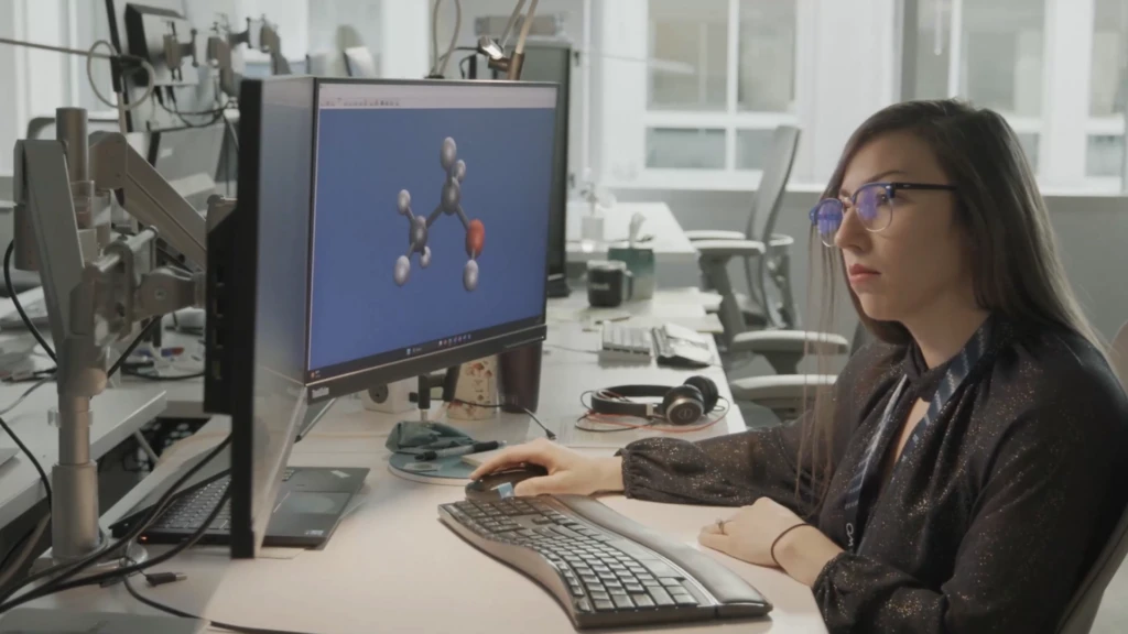 woman working on computer