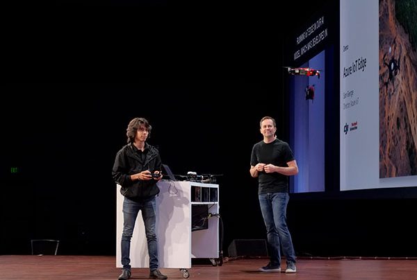 Демонстрация дрона на Build 2018