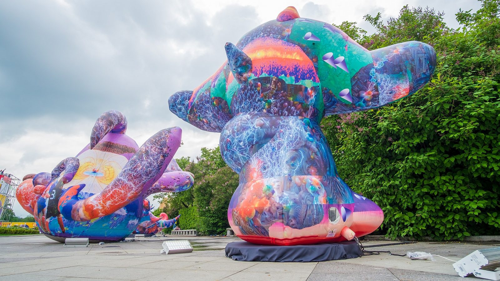 Надувная конструкция - инсталляция «Карнавал нейронных сетей»