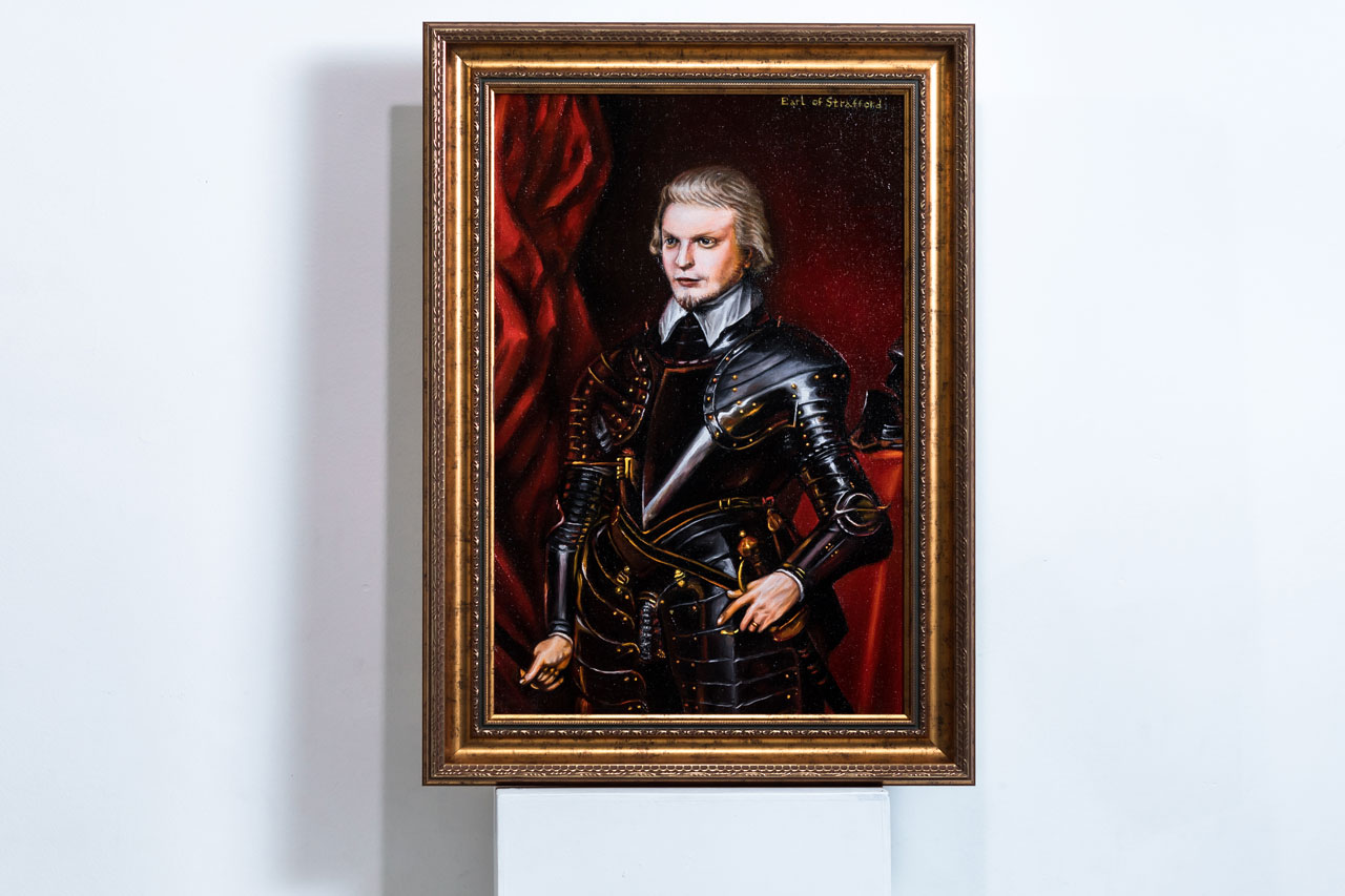 Журналист Виктор Зуев в образе государственного деятеля Англии графа Страффорд Томаса Уэнтуорта