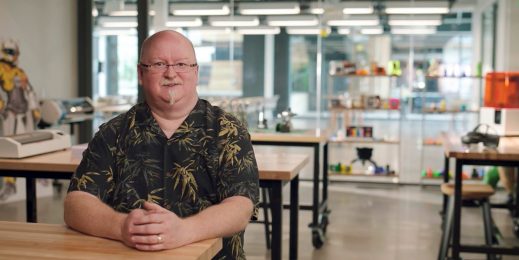 AI が開発者を支援し、あらゆる人にソフトウェア開発の学習機会を提供