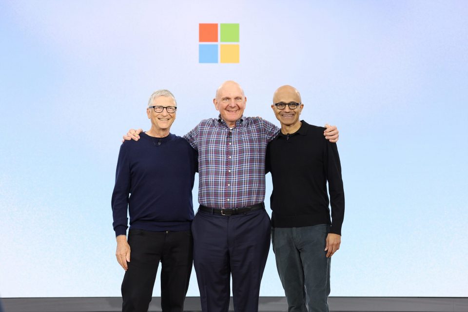 マイクロソフト、 50周年を祝う