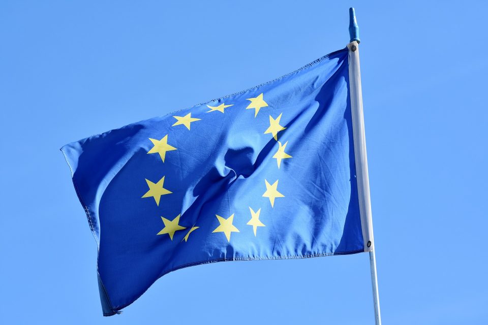 Čtenáři zpravodajských výstupů organizace POLITICO Europe mohou pracovat s podrobným grafickým interaktivním zobrazením předpokládaného složení 9. Evropského parlamentu způsobem, který dříve nebyl možný.