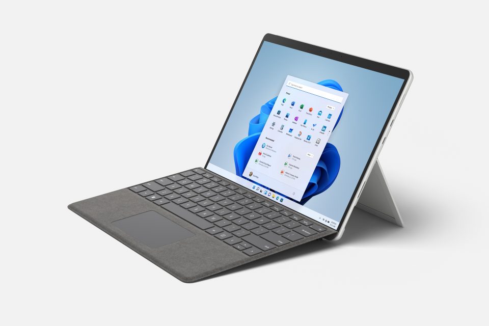 Surface Pro 8 صورة ترمز إلى جهاز