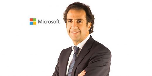 صورة لمتحدث رسمي