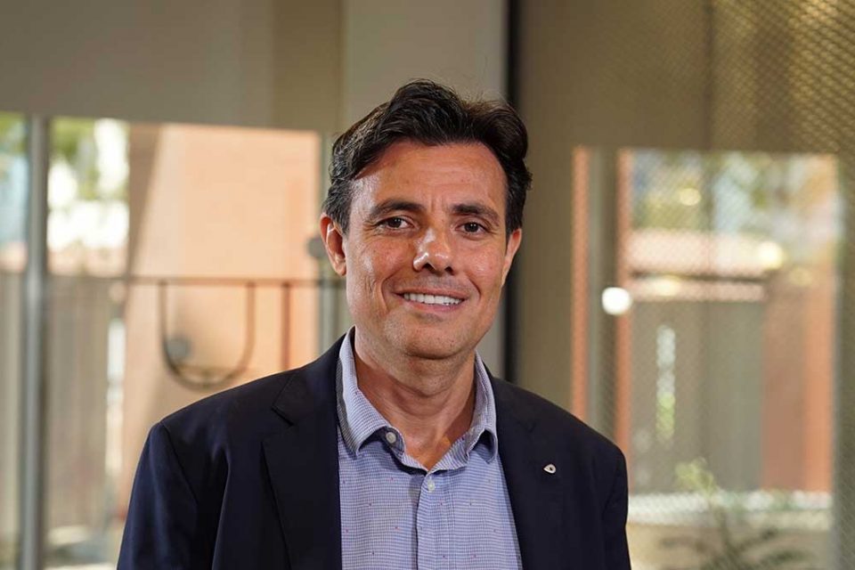 صورة لمتحدث رسمي