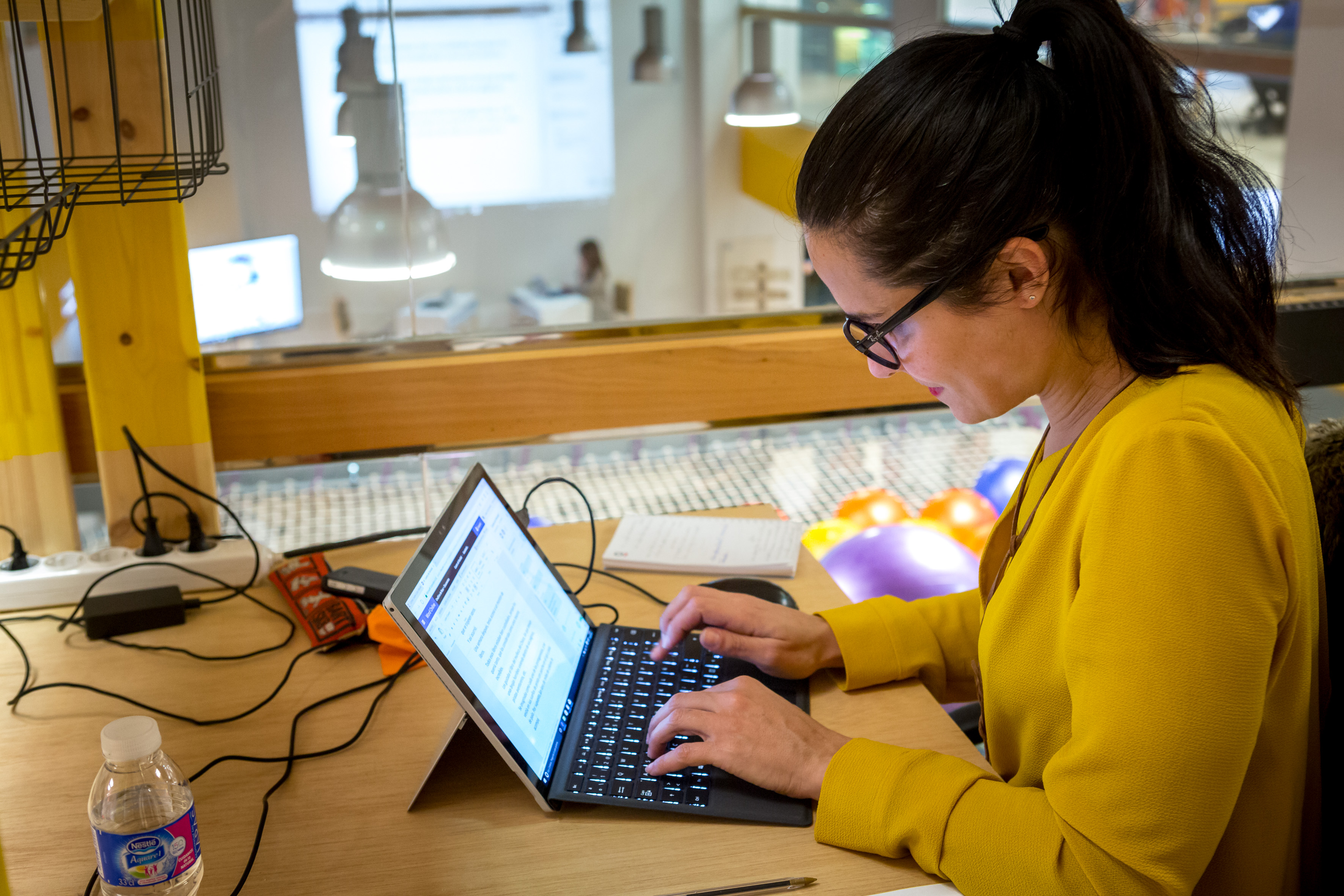 Escritura del cuento colaborativo de Microsoft en Office Jam