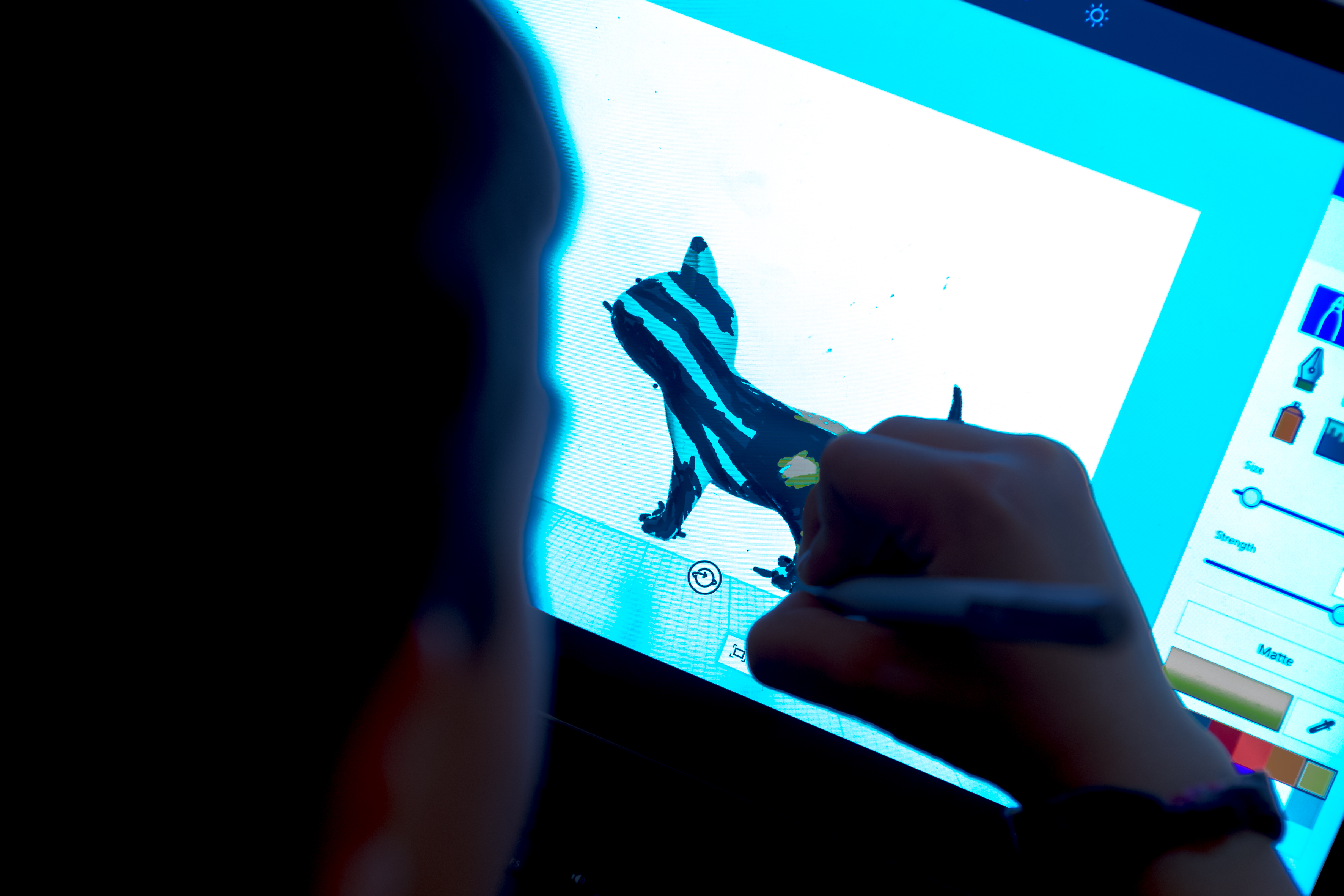 Niño testea las características de Paint 3D