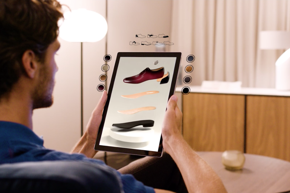 HoloLens 2 Ferragamo