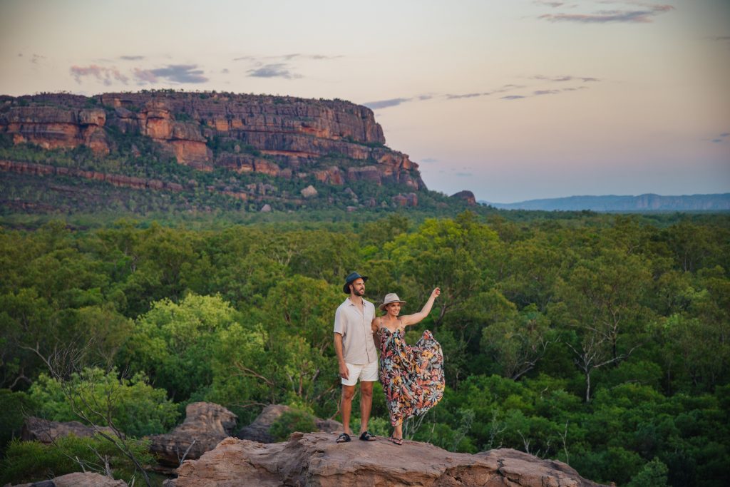 Couple at Nawurlandja lookout