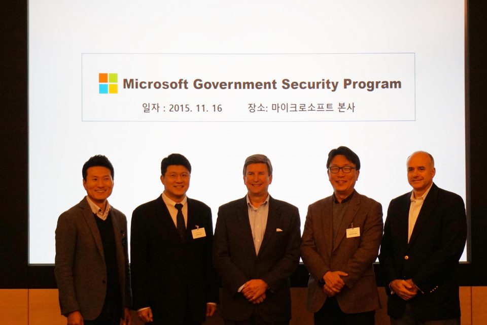 서명식 사진